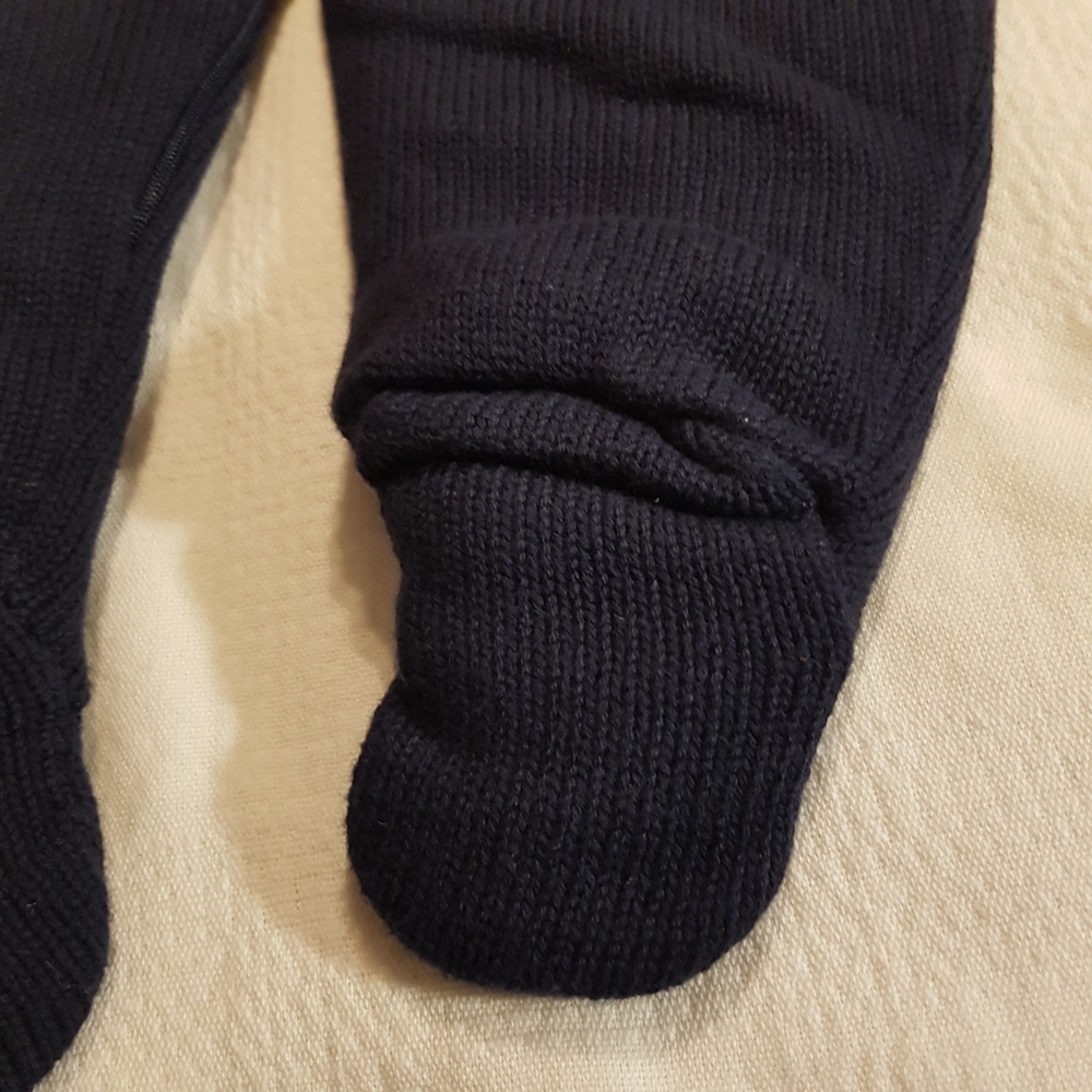 Absorba 9 months bunting knit snowsuit - Picture 7 of 7